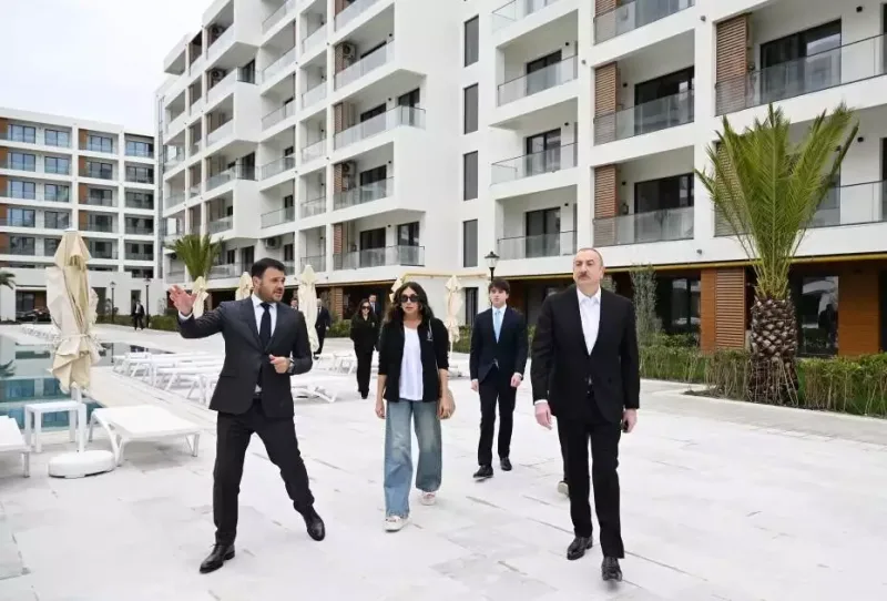 Prezident ailəsi ilə “Sea Breeze”dəki layihələrlə tanış oldu - Fotolar