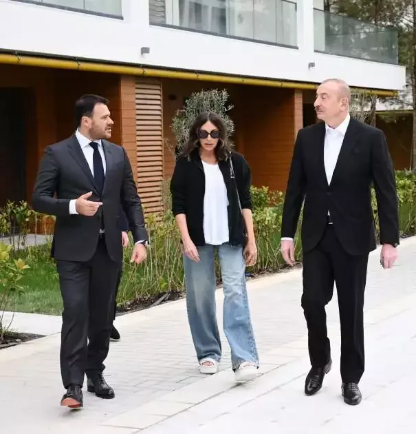 Prezident ailəsi ilə “Sea Breeze”dəki layihələrlə tanış oldu - Fotolar