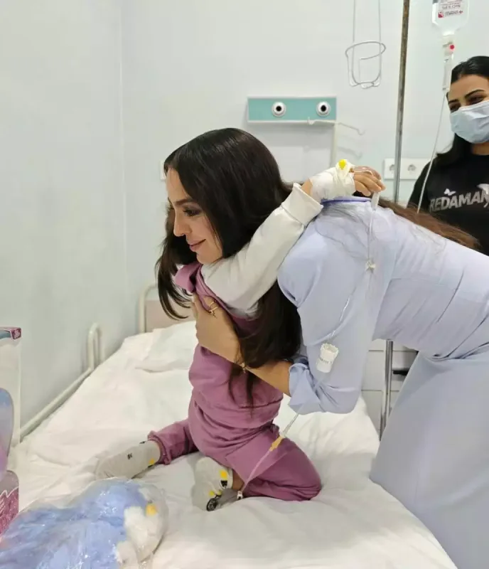 Leyla Əliyeva uşaqları ziyarət etdi