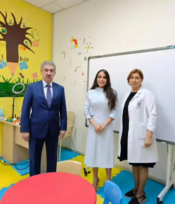 Leyla Əliyeva uşaqları ziyarət etdi
