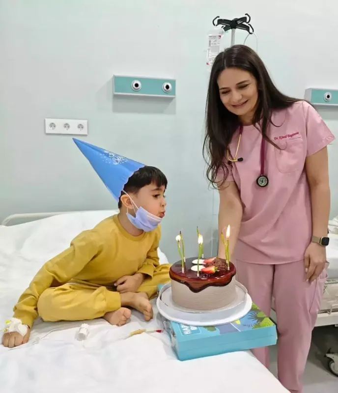 Leyla Əliyeva uşaqları ziyarət etdi