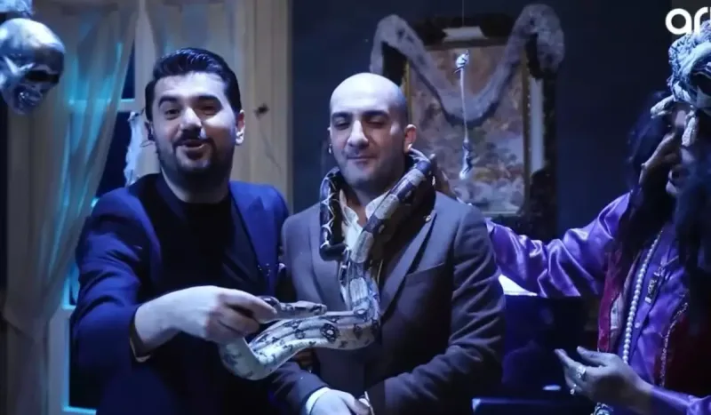 İlan Nicatın boynuna sarıldı