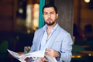 “Şou-biznesdə yalan danışmaq istedad sayılır”