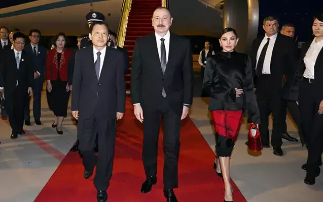 Prezidentlə xanımı Çindədir - Fotolar