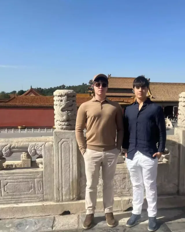 Mehriban xanımın qızı və nəvələri ilə Pekin gəzintisi...