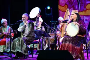 Bişkekdəki "Manas” Milli Teatrında Qədim Musiqi Alətləri Ansamblının konserti keçirilib