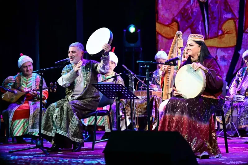 Bişkekdəki "Manas” Milli Teatrında Qədim Musiqi Alətləri Ansamblının konserti keçirilib