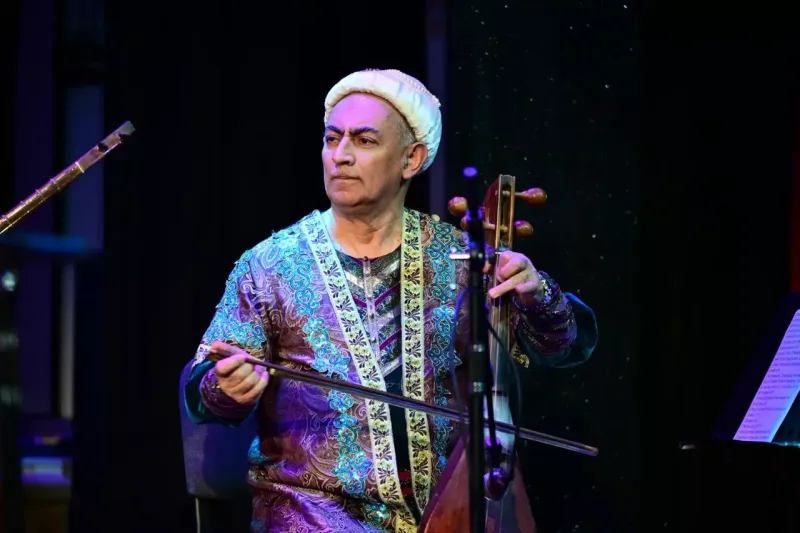 Bişkekdəki "Manas” Milli Teatrında Qədim Musiqi Alətləri Ansamblının konserti keçirilib