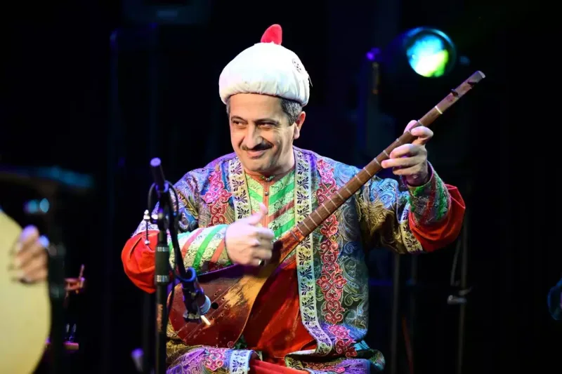 Bişkekdəki "Manas” Milli Teatrında Qədim Musiqi Alətləri Ansamblının konserti keçirilib