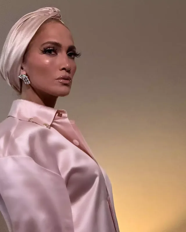 CeyLo çəhrayı “look”u ilə gözqamaşdırdı - Fotolar