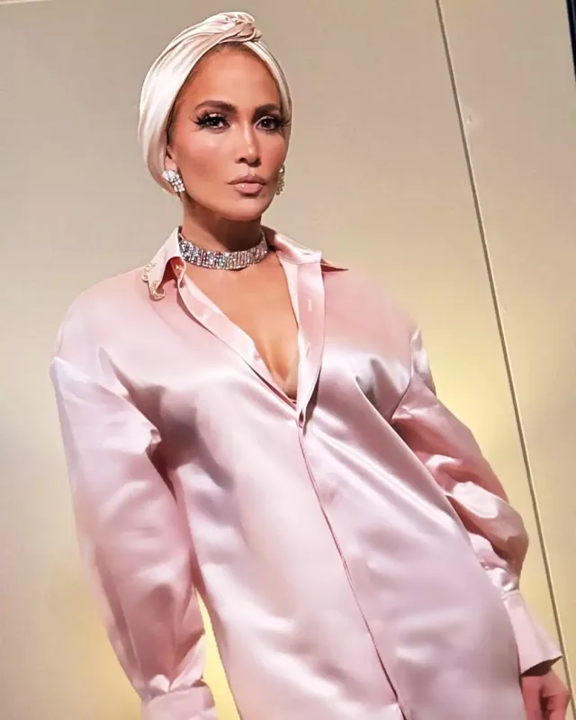 CeyLo çəhrayı “look”u ilə gözqamaşdırdı - Fotolar