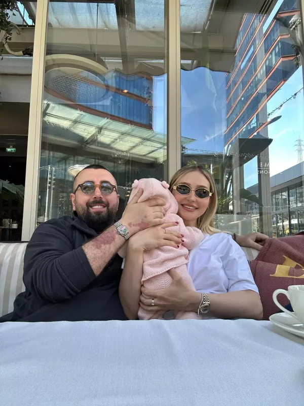 “Prens”in azərbaycanlı prodüseri ailəsi ilə