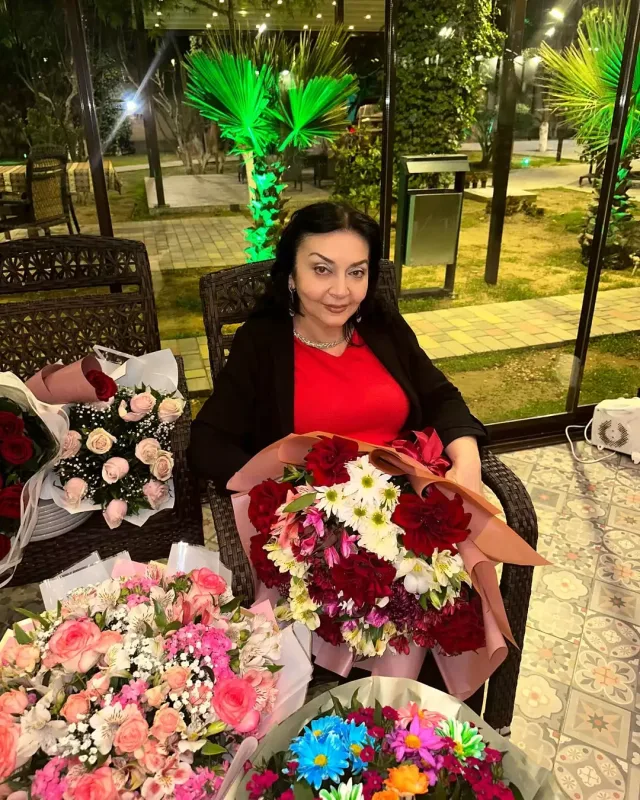 Həmidə Ömərovadan doğum günü paylaşımı - Fotolar