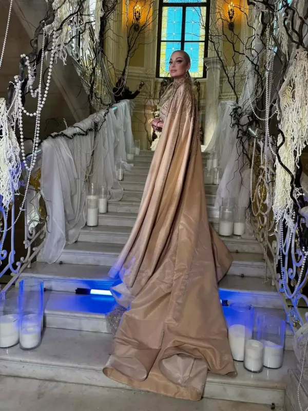 Əməkdar artistinin qızı ərə getdi - Fotolar