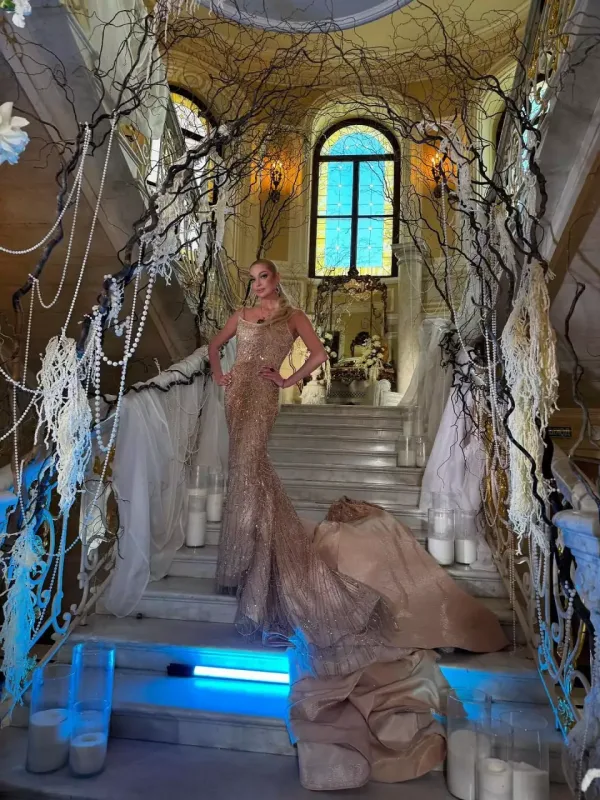 Əməkdar artistinin qızı ərə getdi - Fotolar