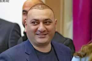 İlkindən qızı ilə paylaşım -  Foto