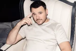 Emin düşdüyü qəzanın görüntülərini yaydı