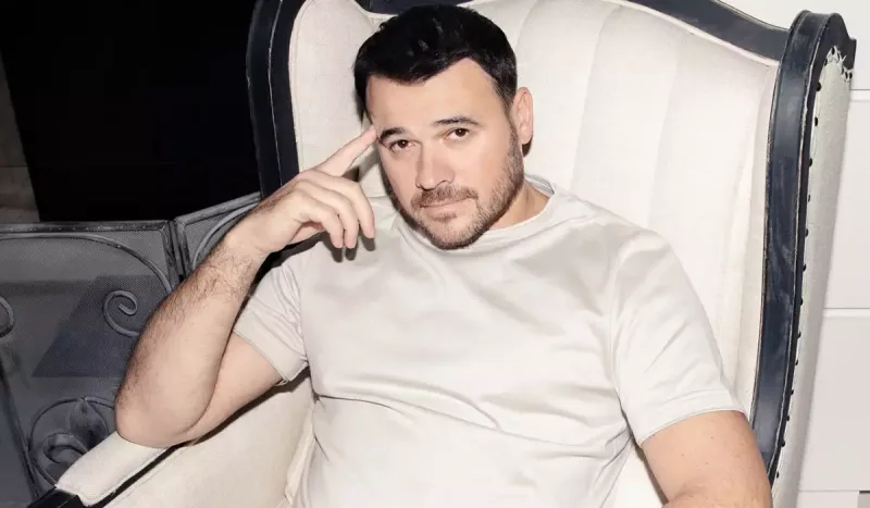 Emin düşdüyü qəzanın görüntülərini yaydı