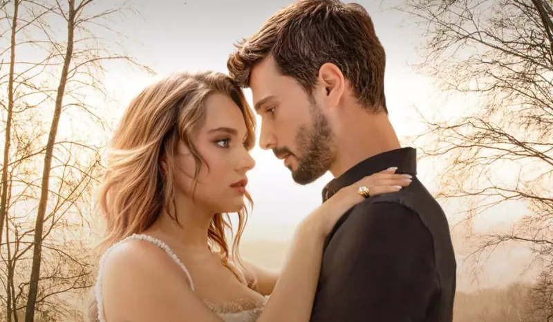 Baş rol olduğu layihədən ayrılır