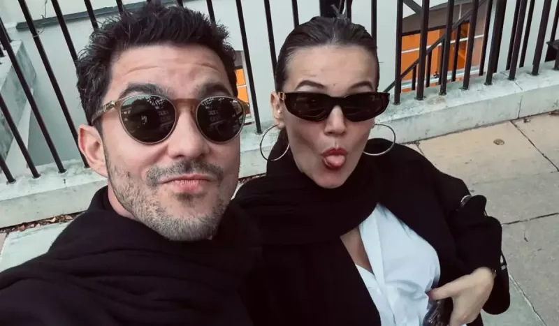 Kaan və Pınardan oğulları ilə ilk şəkil!