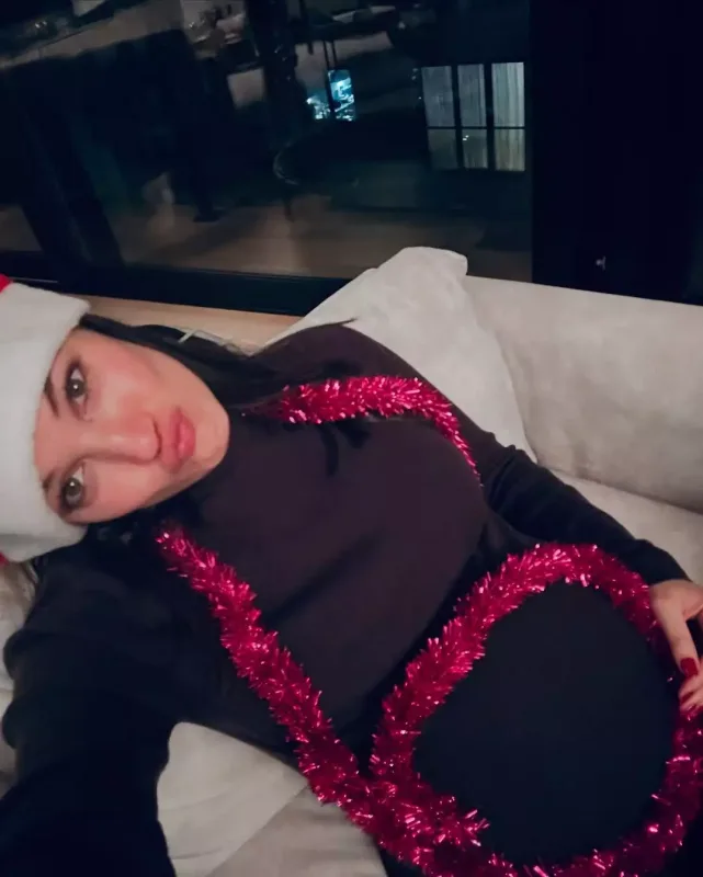 Kaan və Pınardan oğulları ilə ilk şəkil!