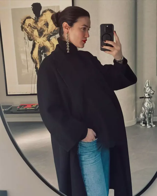 Kaan və Pınardan oğulları ilə ilk şəkil!