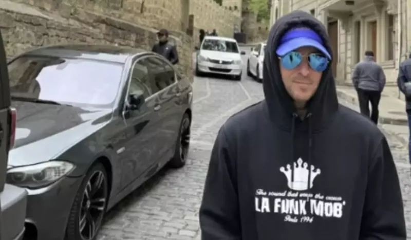 “Azərbaycana gəlin!” - “OneRepublic”in solisti ulduzlara səsləndi