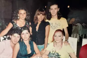 Röya Ayxan arxiv şəkillərini paylaşdı