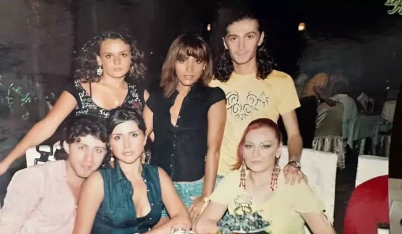 Röya Ayxan arxiv şəkillərini paylaşdı