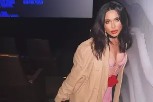 Valida arxiv fotosunu paylaşıb bunları yazdı