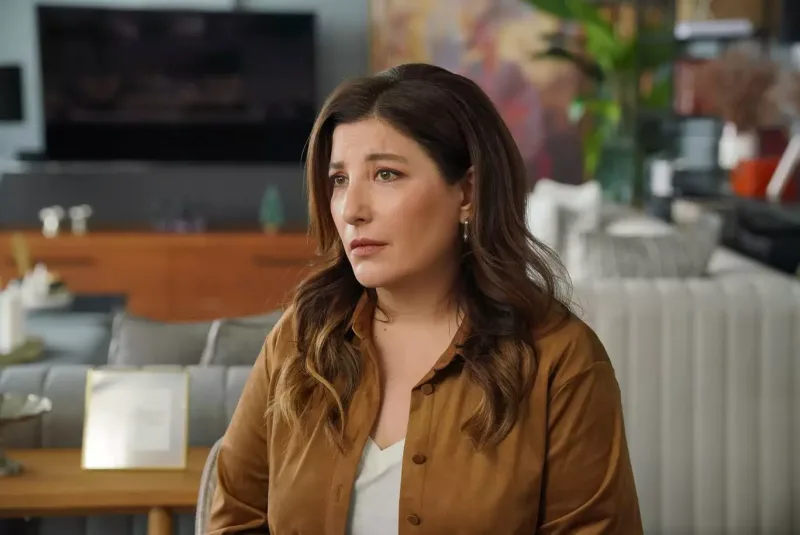 “Kızılcık Şerbeti”ndən ayrılır