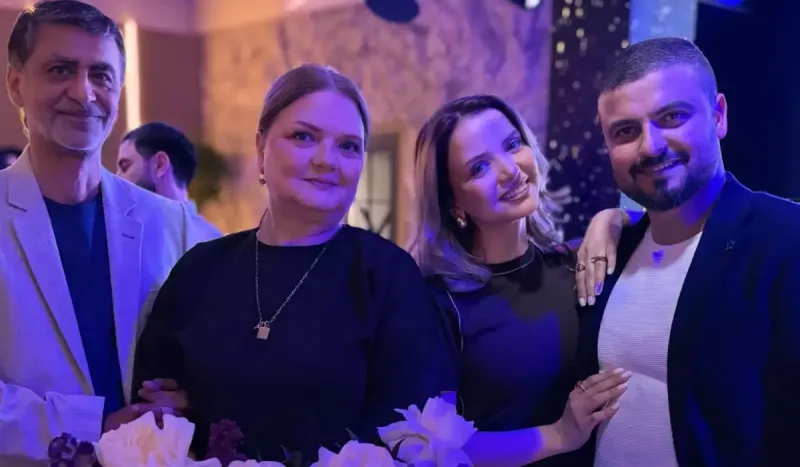 Aysel bunun üçün ailəsi ilə bir araya gəldi