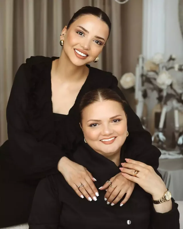 Aysel bunun üçün ailəsi ilə bir araya gəldi