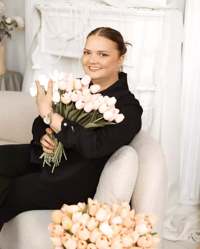 Aysel bunun üçün ailəsi ilə bir araya gəldi