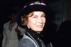 100 yaşlı aktrisa vəfat etdi