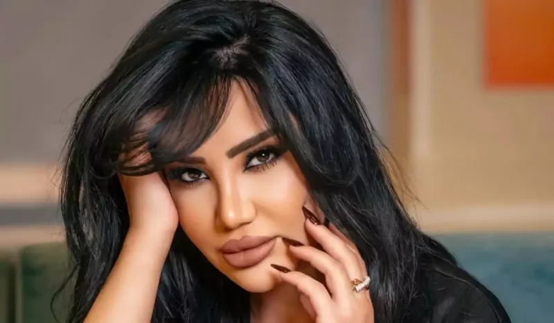 “Yanaqlarımı yenidən əməliyyat etdirəcəyəm”