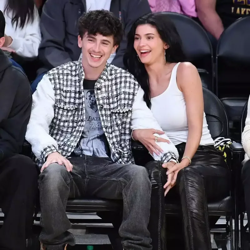 Timoti ilə Kayli matçda görüntüləndi