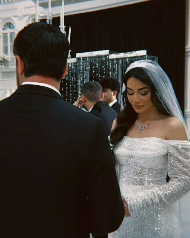 Zeynəb toy etməsi barədə iddialara cavab verdi