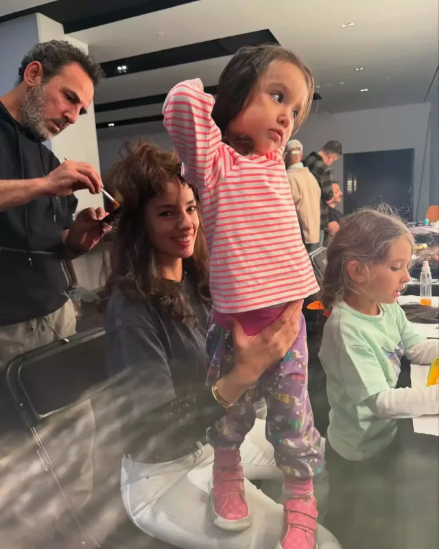 Seda Bakan Müjde Arı canlandıracaq