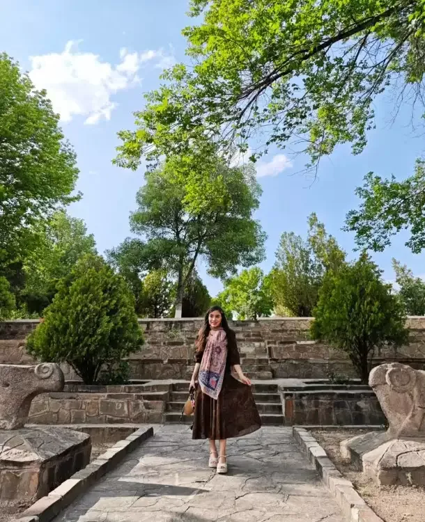 Leyla Əliyeva Möminə Xatun türbəsində - Foto