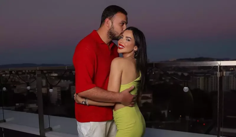 Nagehan Fəridlə boşandıqlarını açıqladı!