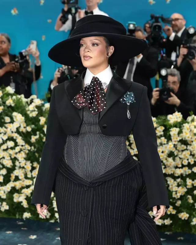 Rihannanın “Met Gala” tərzi…