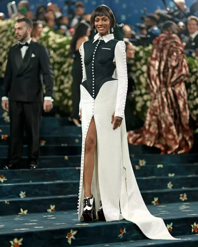 “Met Gala”dan maraqlı görüntülər... - Yenilənib