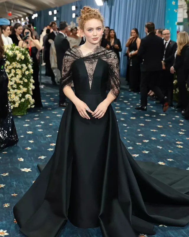 “Met Gala”dan maraqlı görüntülər... - Yenilənib