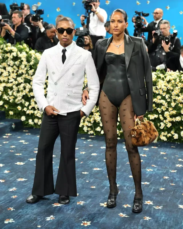 “Met Gala”dan maraqlı görüntülər... - Yenilənib