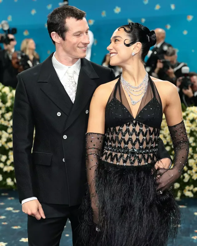 “Met Gala”dan maraqlı görüntülər... - Yenilənib