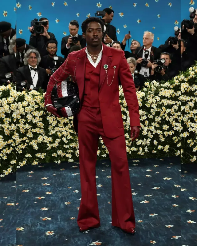 “Met Gala”dan maraqlı görüntülər... - Yenilənib