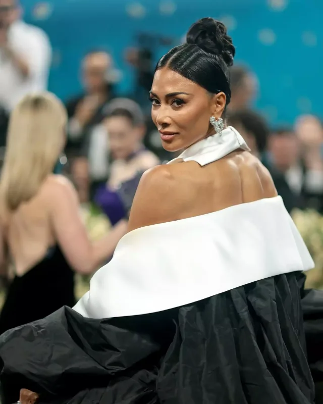 “Met Gala”dan maraqlı görüntülər... - Yenilənib