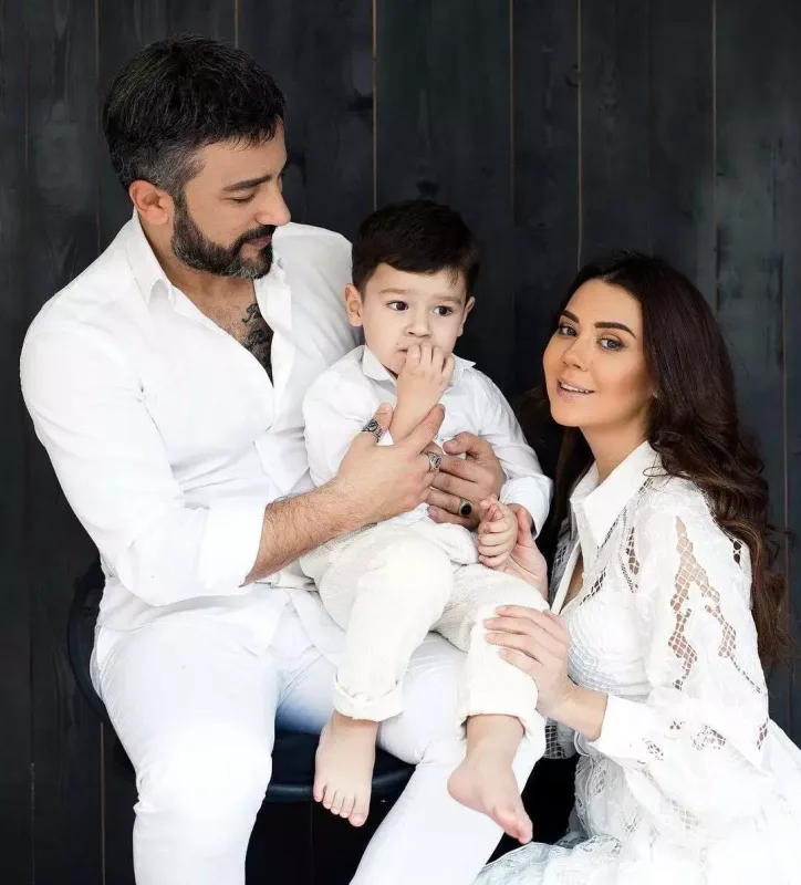 Oksana Şəhriyarla oğlundan danışdı