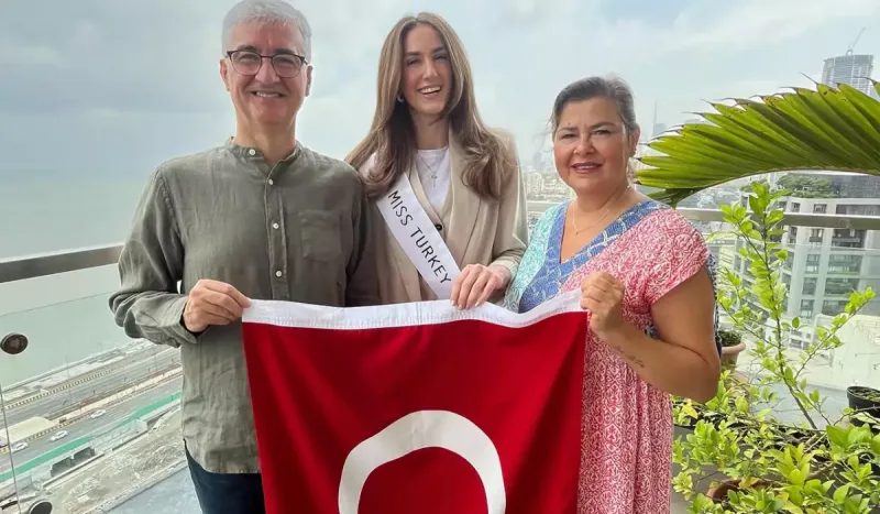 Türkiyə gözəli Hindistana getdi